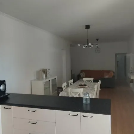 Vakantiehuis Moradia Girassol *